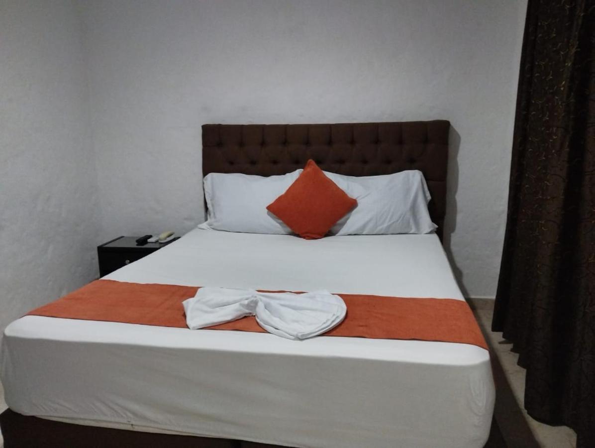 Blue Star Hotel Melgar Exteriér fotografie